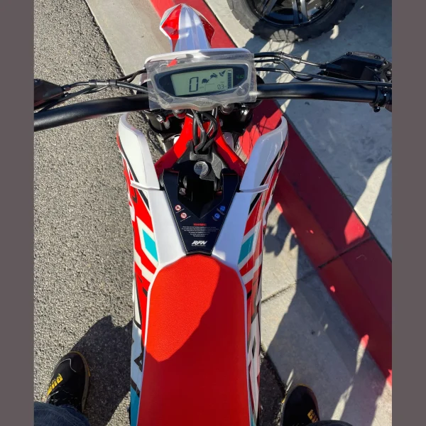 Apollo RFN Ares Rally Pro electric dirt bike